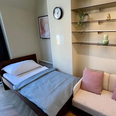 Apartamento Opatovicka Living