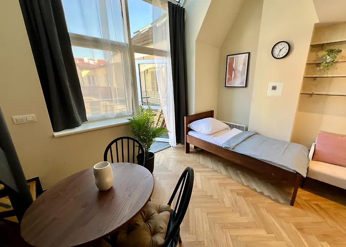 아파트 Opatovicka Living *