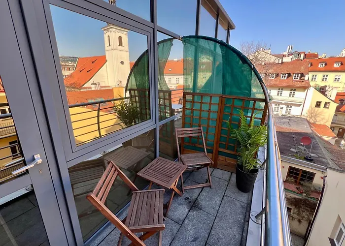 Opatovicka Living Апартаменты Прага